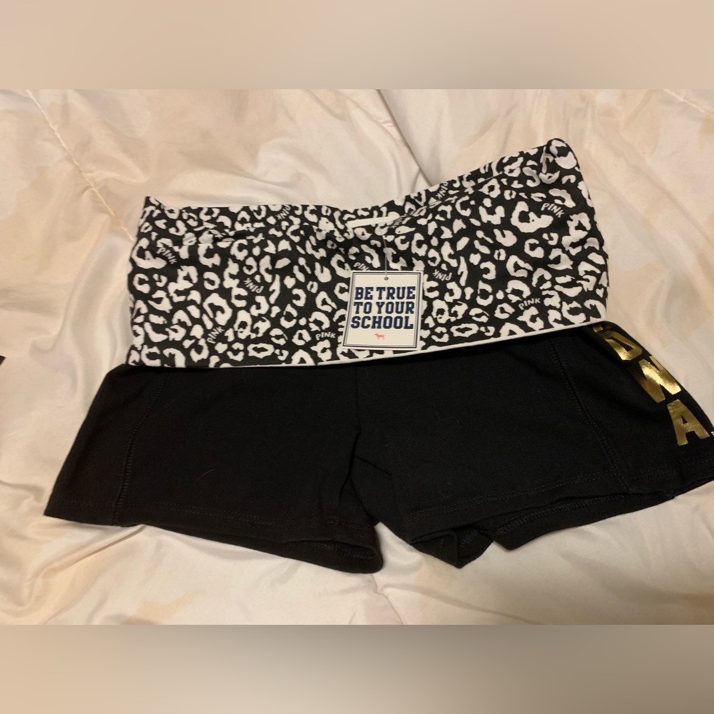 Victoria’s Secret PINK BRAND NEW FOLDOVER SHORTS